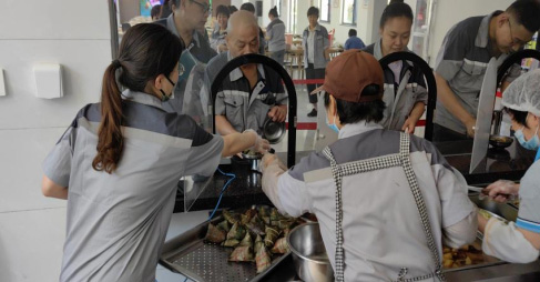 五月五，過(guò)端午